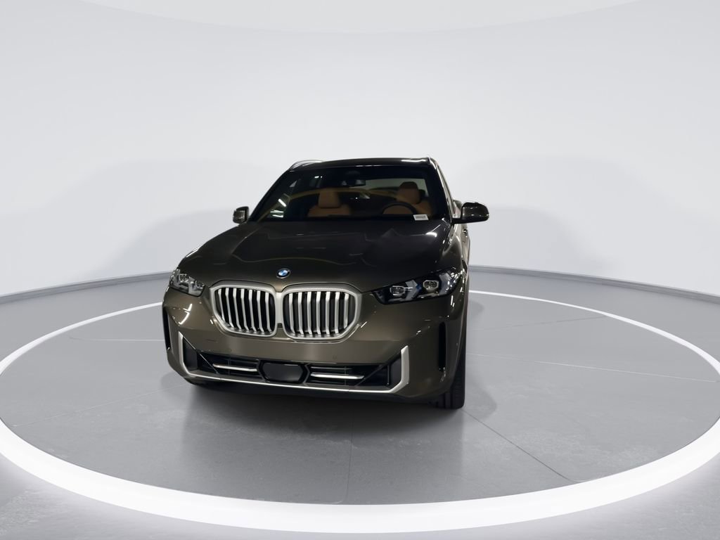 New 2026 BMW X5 xDrive40i w/ Premium Package image 3
