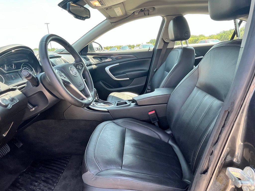 Used 2017 Buick Regal Sport Touring FWD image 9