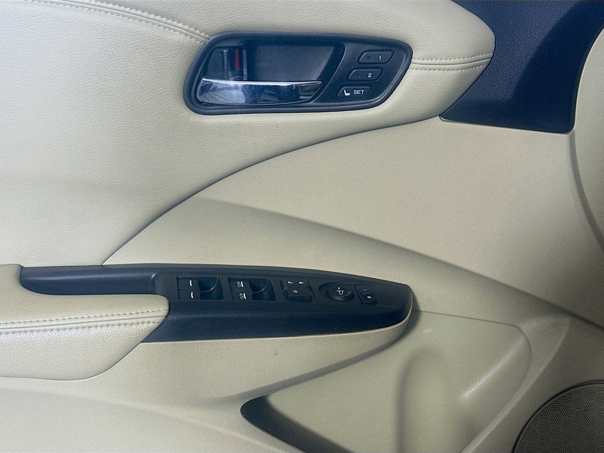 Used 2013 Acura RDX FWD image 15