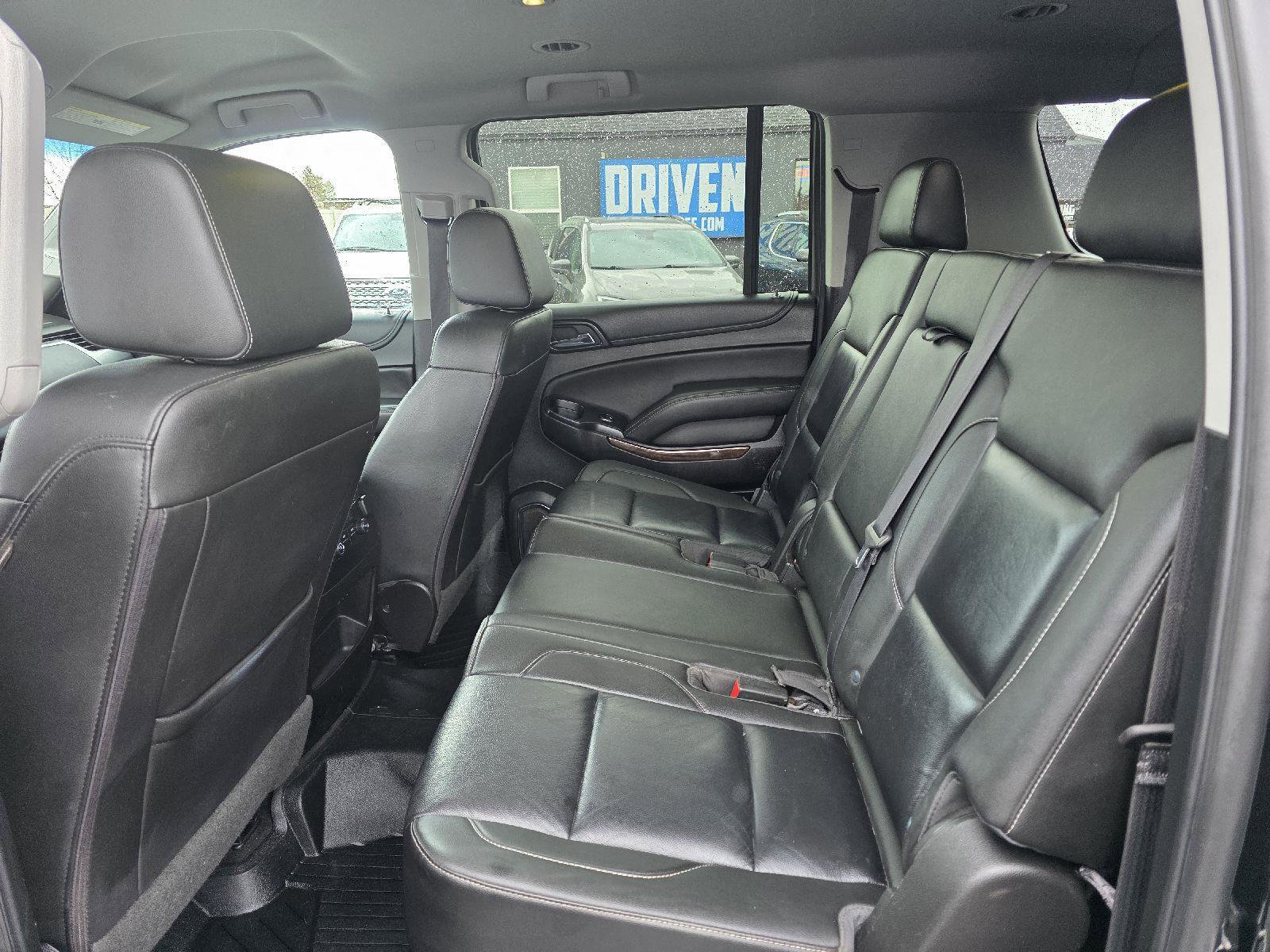 Used 2018 Chevrolet Suburban LT image 13