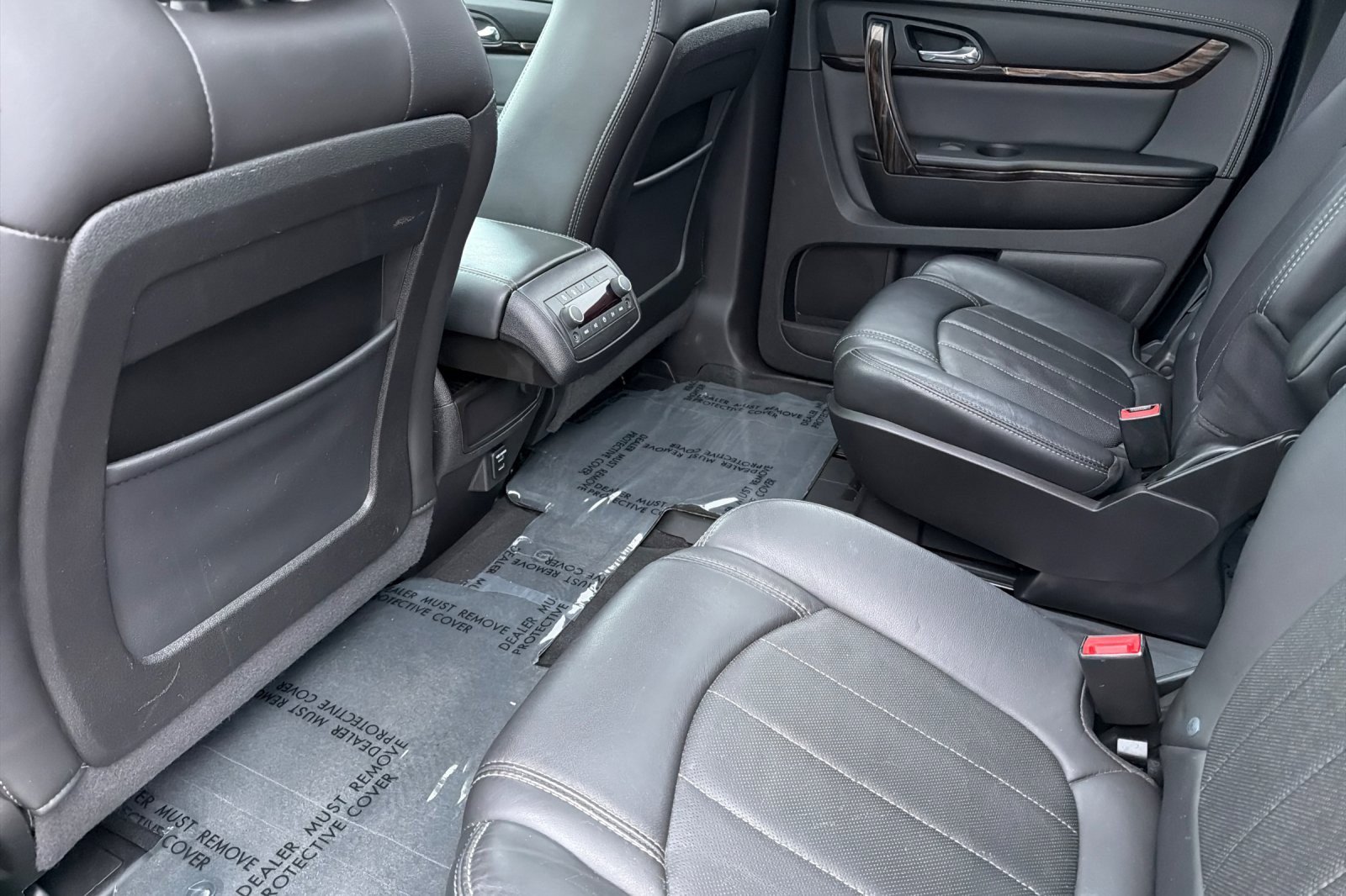 Used 2014 GMC Acadia Denali image 9