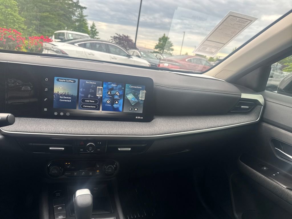 Used 2026 Nissan Kicks SV w/ SV Premium Package FWD image 14