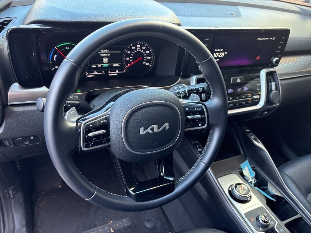 Certified 2023 Kia Sorento EX image 13