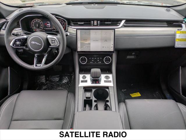 New 2026 Jaguar F-PACE R-Dynamic S image 11