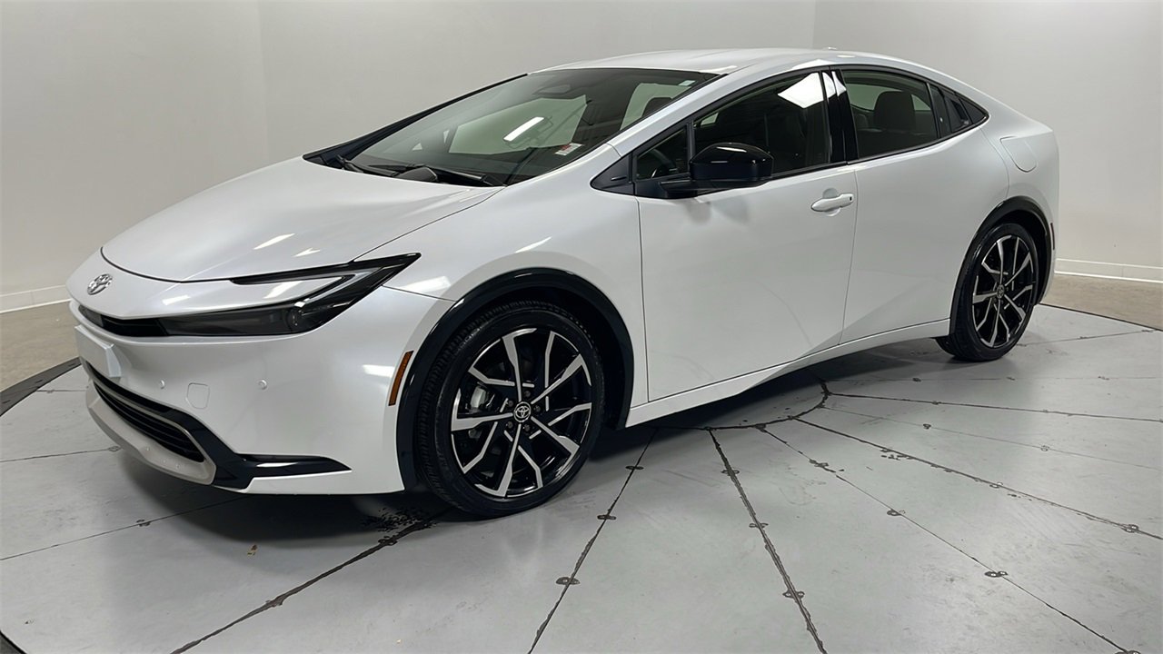 Used 2025 Toyota Prius XSE