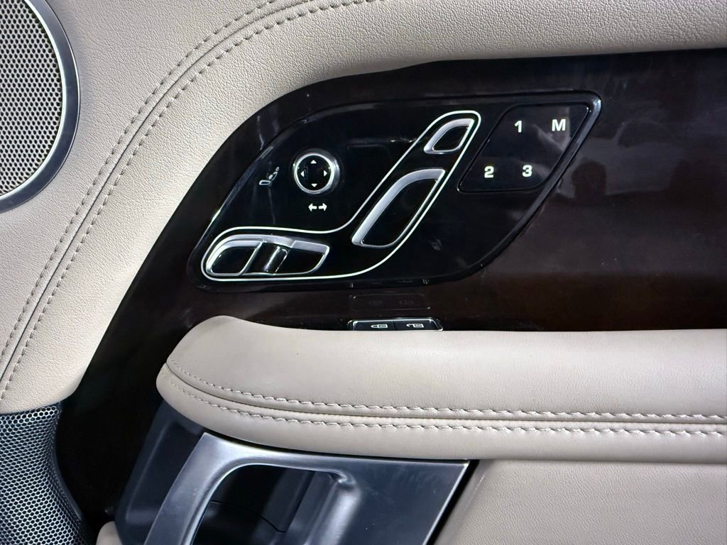 Used 2021 Land Rover Range Rover P525 Westminster Edition image 22