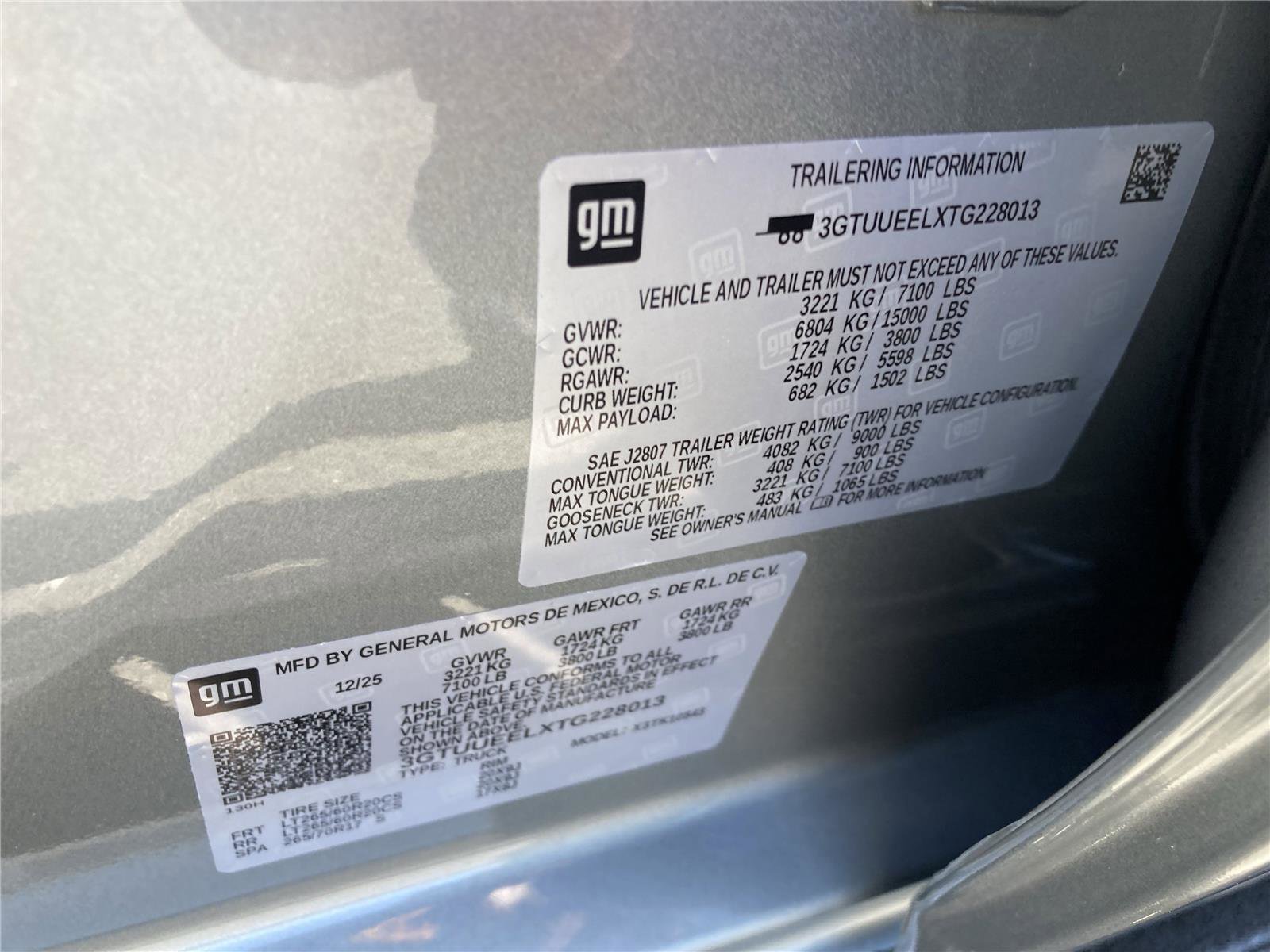 New 2026 GMC Sierra 1500 AT4 w/ AT4 Premium Package image 13