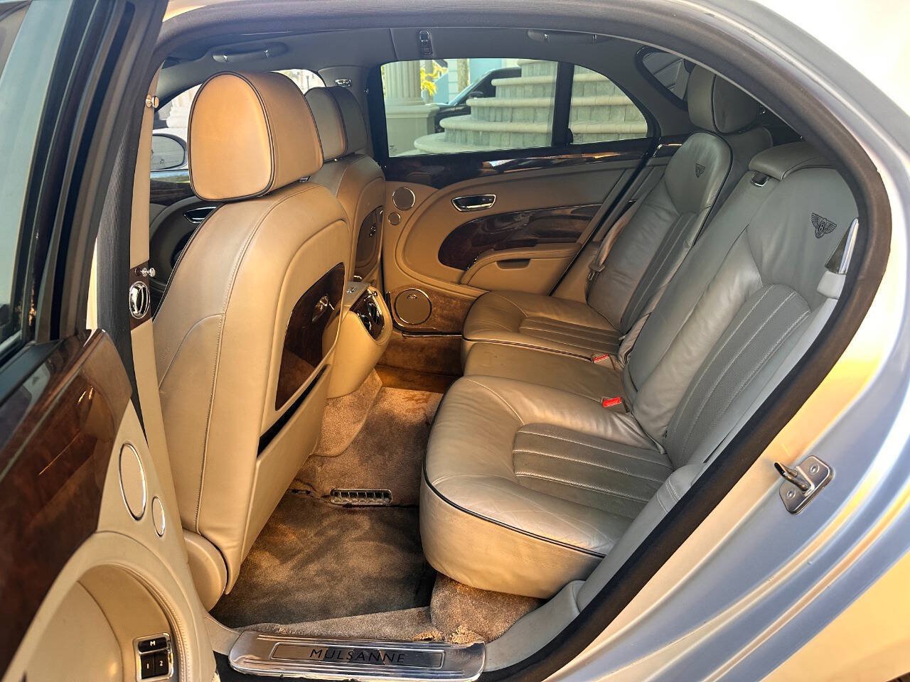 Used 2011 Bentley Mulsanne RWD image 65