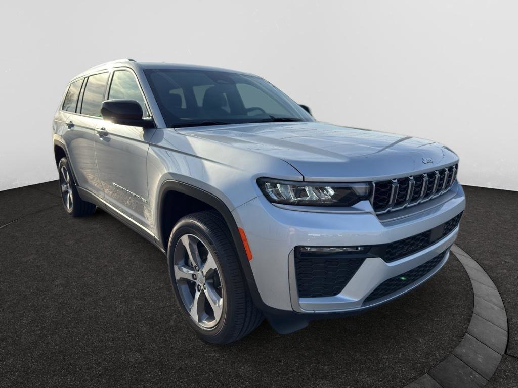 New 2026 Jeep Grand Cherokee L Limited AWD/4WD image 3