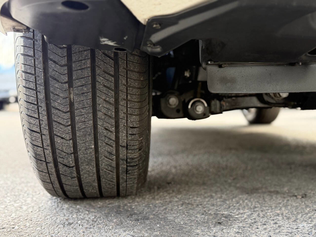 Used 2008 Lexus LX 570 4WD image 75