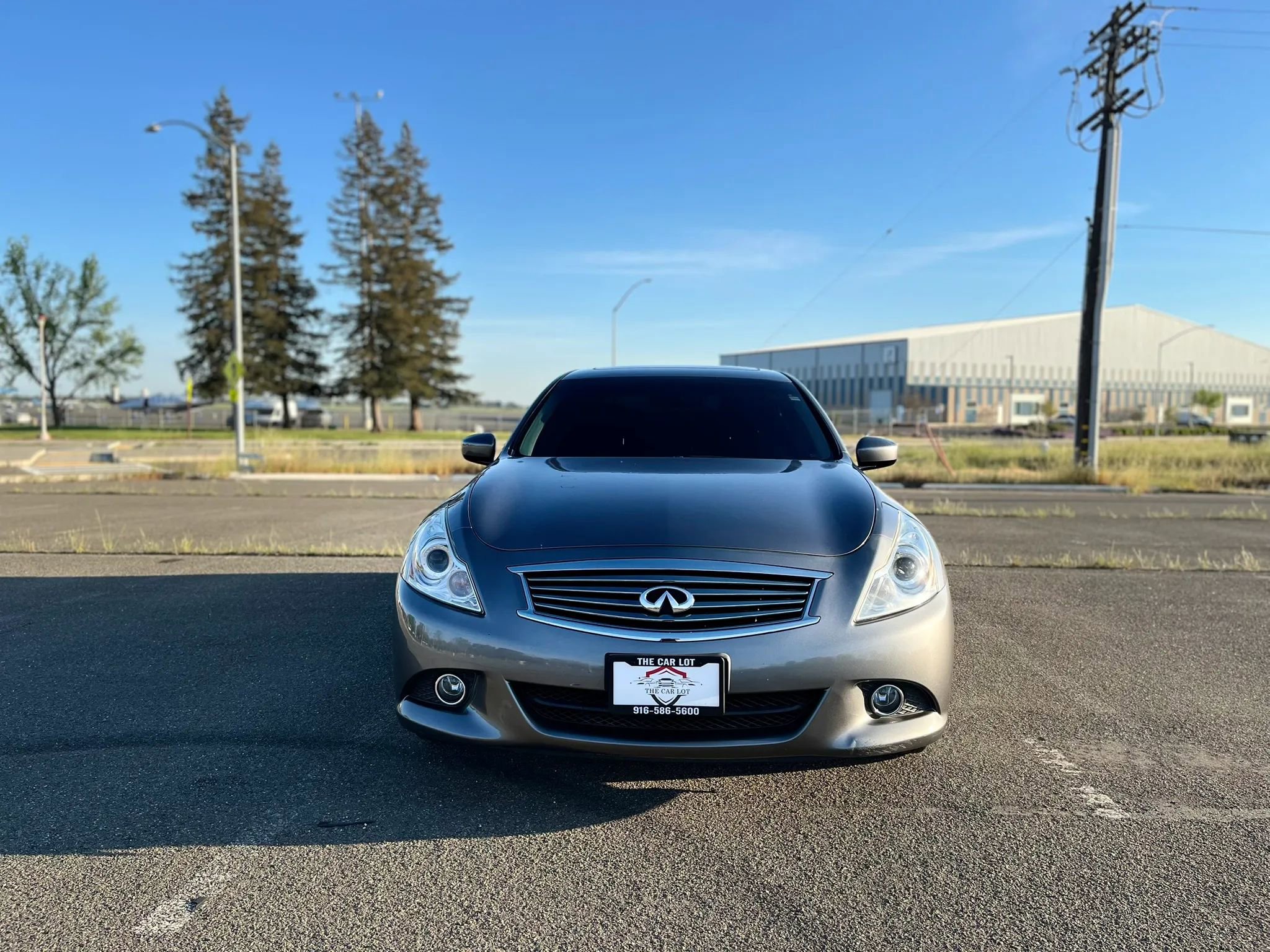 Used 2012 INFINITI G25 Journey RWD image 2