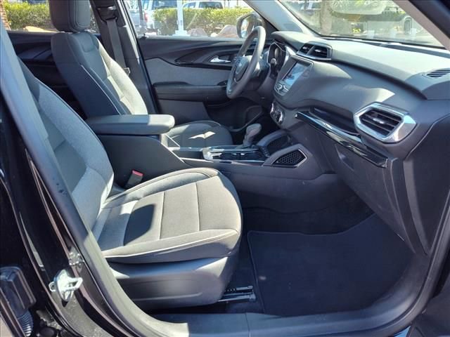 Used 2023 Chevrolet TrailBlazer LT image 11