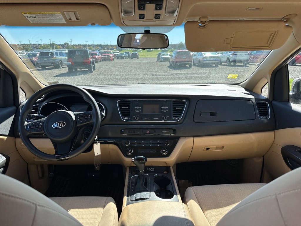 Used 2016 Kia Sedona LX w/ LX Convenience Package FWD image 20