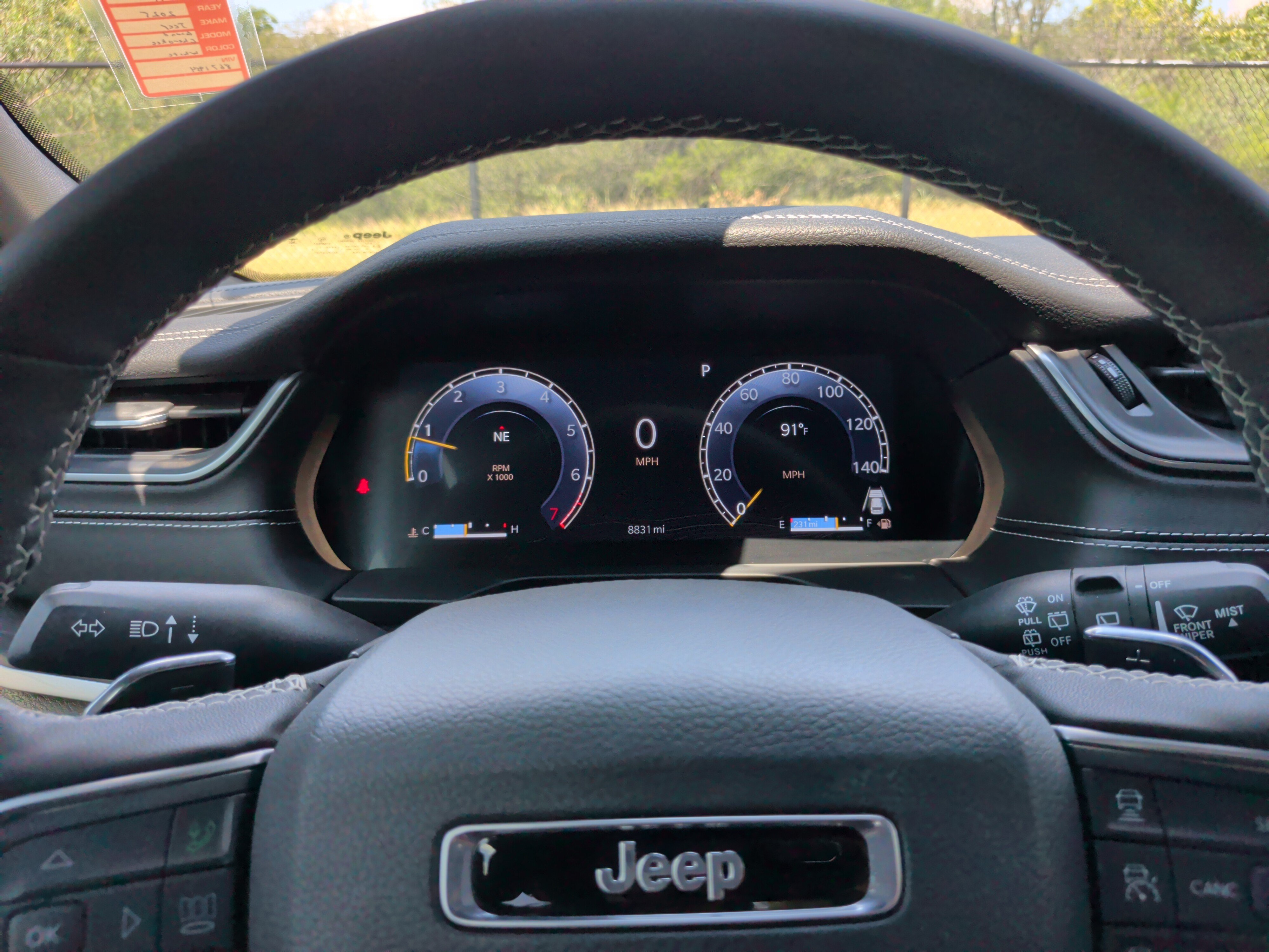 Used 2025 Jeep Grand Cherokee Limited w/ Luxury Tech Group II RWD image 16