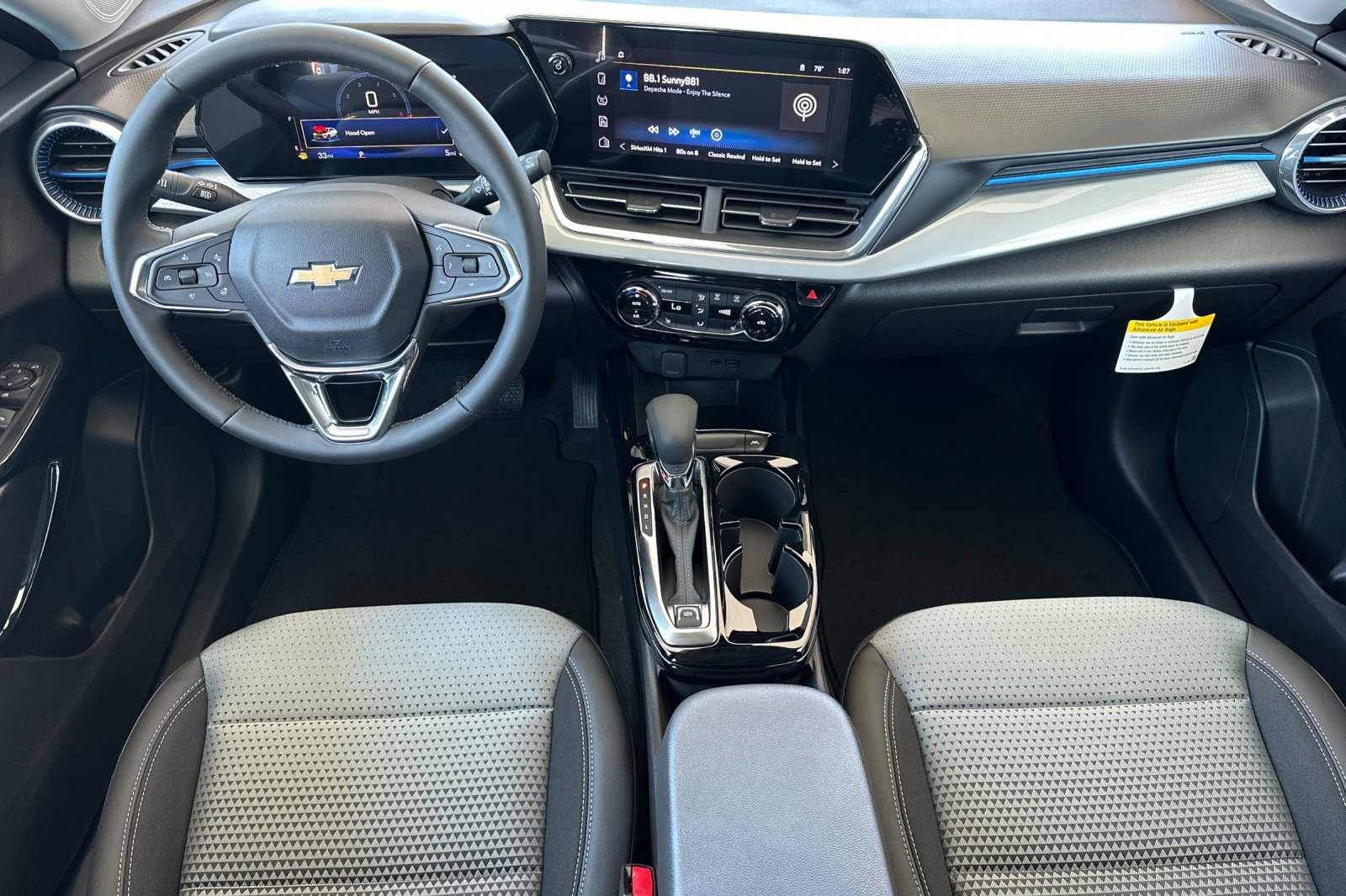 New 2025 Chevrolet Trax LT w/ Driver Confidence Package image 13