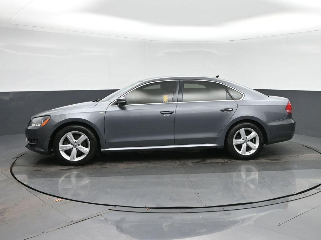Used 2014 Volkswagen Passat 1.8T Wolfsburg Edition image 4