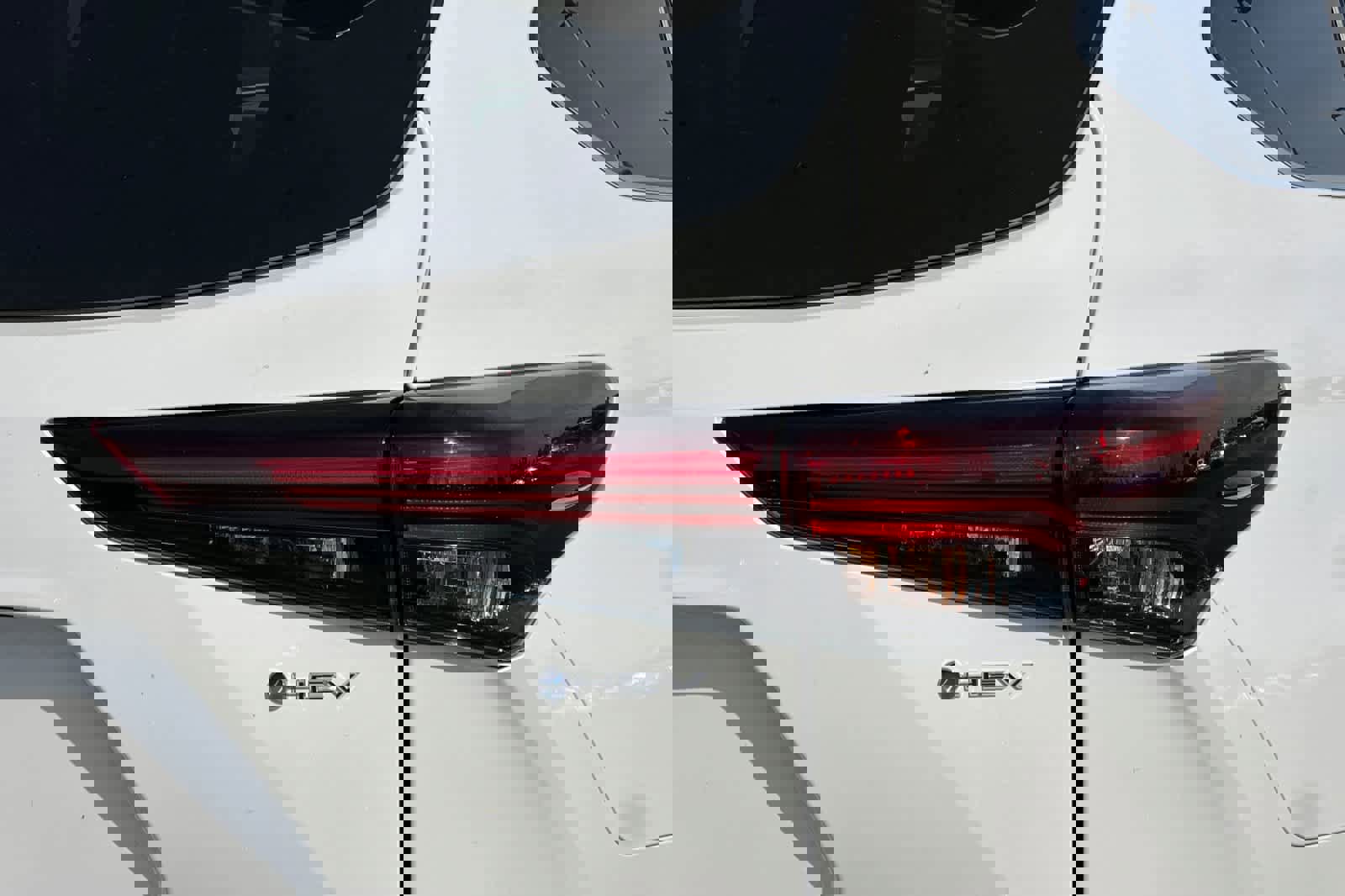 New 2026 Toyota Highlander Platinum image 31