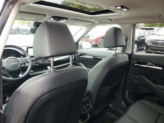 Used 2022 Kia Seltos EX AWD/4WD image 9