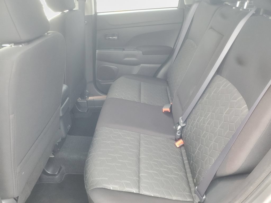 Used 2025 Mitsubishi Outlander Sport AWD image 24
