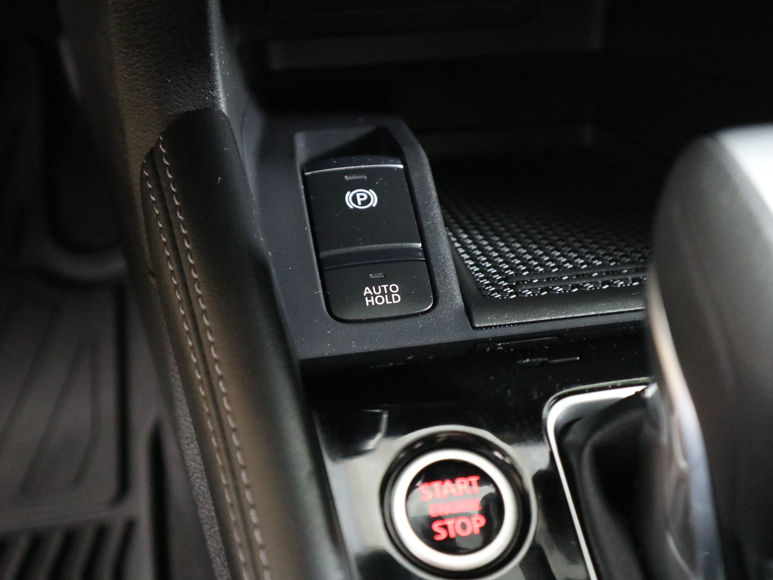Used 2023 Nissan Kicks SV FWD image 30