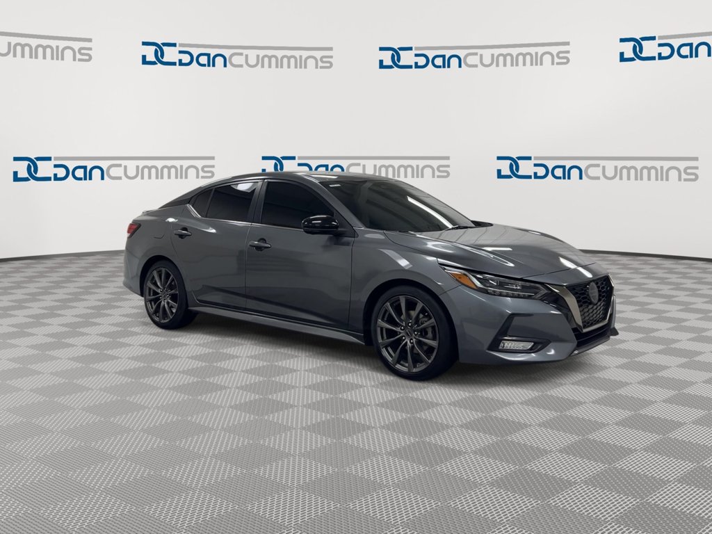 Used 2021 Nissan Sentra SR w/ SR Premium Package FWD image 2