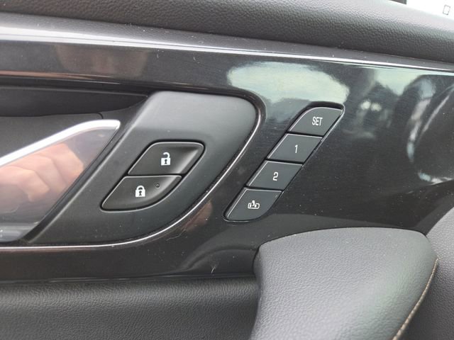 Used 2019 Chevrolet Blazer Premier w/ Sun and Wheels Package image 13