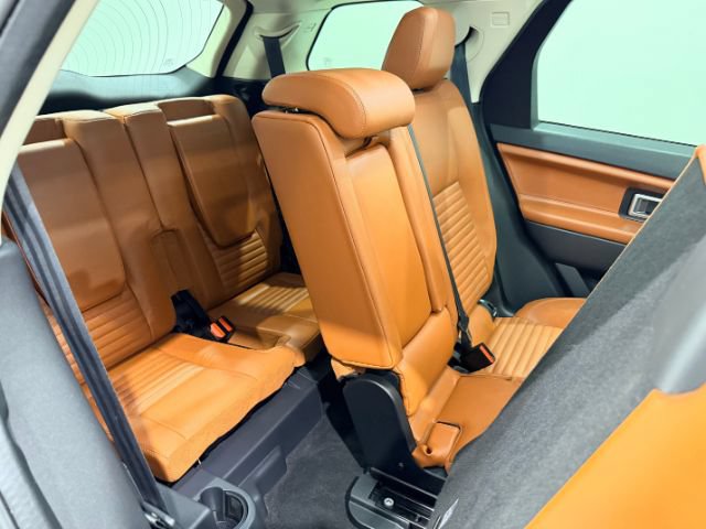 Used 2016 Land Rover Discovery Sport HSE Luxury AWD/4WD image 43