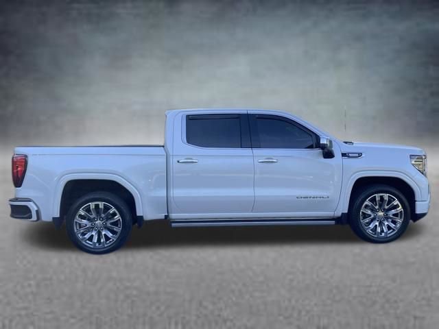 Used 2023 GMC Sierra 1500 Denali w/ Denali Reserve Package AWD/4WD image 4