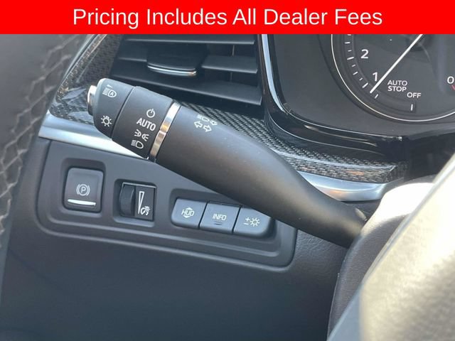 Used 2025 Cadillac XT5 Sportv w/ Technology Package AWD/4WD image 22