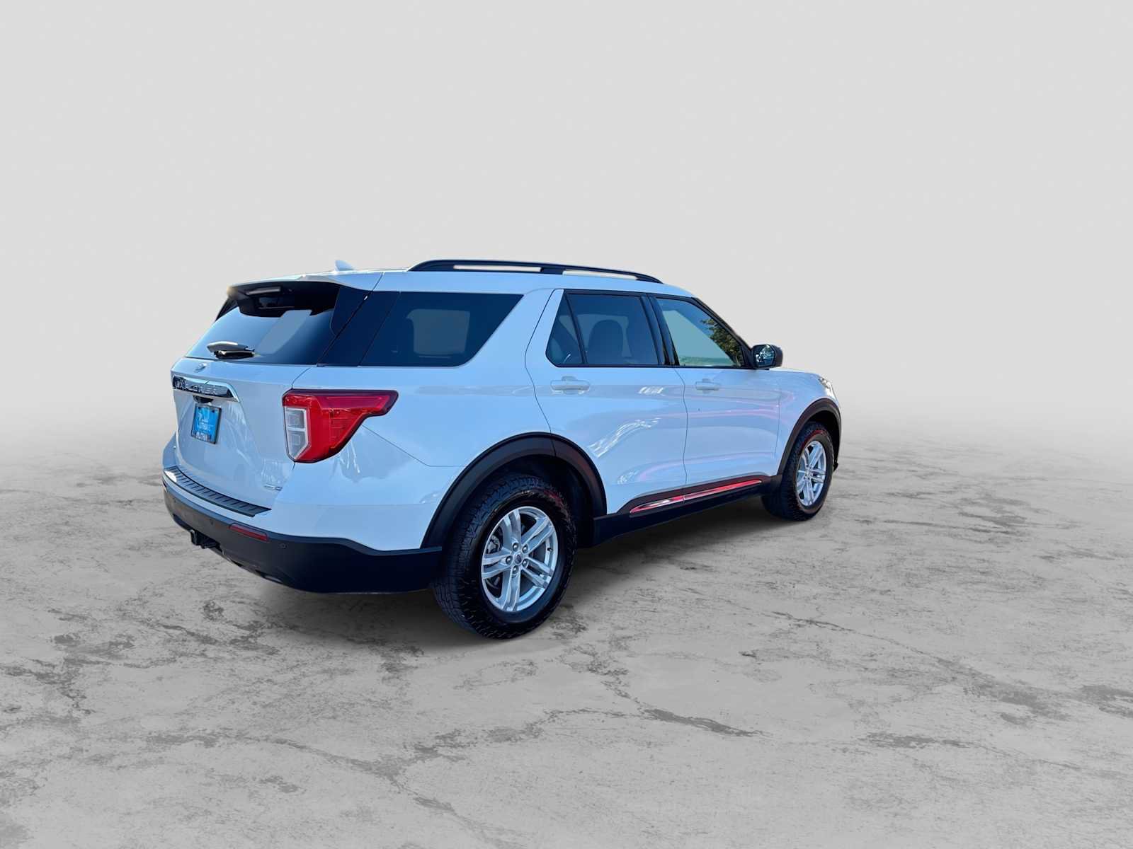 Used 2020 Ford Explorer XLT w/ Class III Trailer Tow Package AWD/4WD image 8
