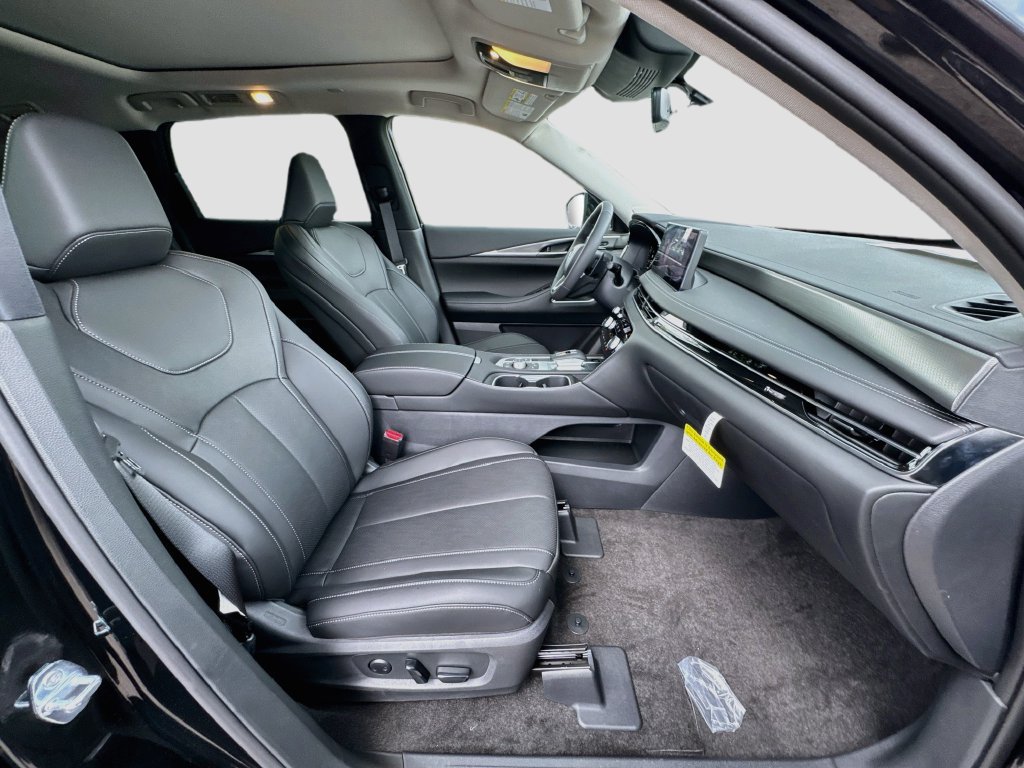 New 2027 INFINITI QX60 Luxe w/ Cargo Package FWD image 31