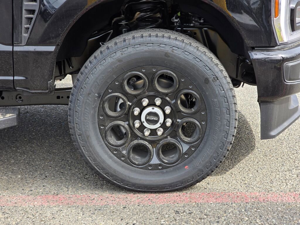 New 2026 Ford F350 XLT w/ XLT Premium Package image 9