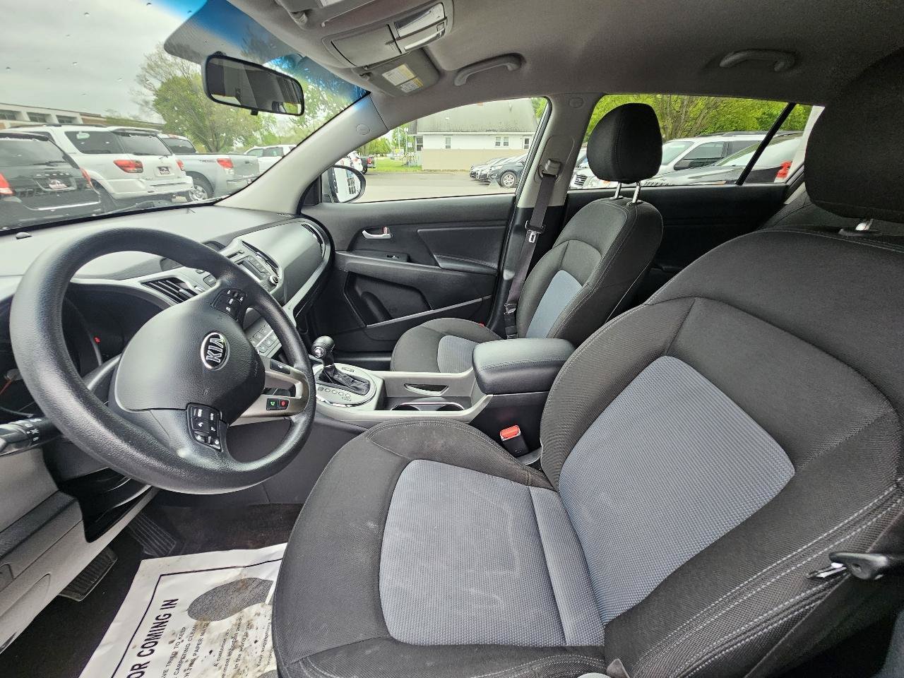 Used 2016 Kia Sportage LX w/ Option Group 017 AWD/4WD image 19