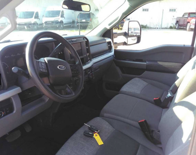 Used 2026 Ford F350 XLT AWD/4WD image 5