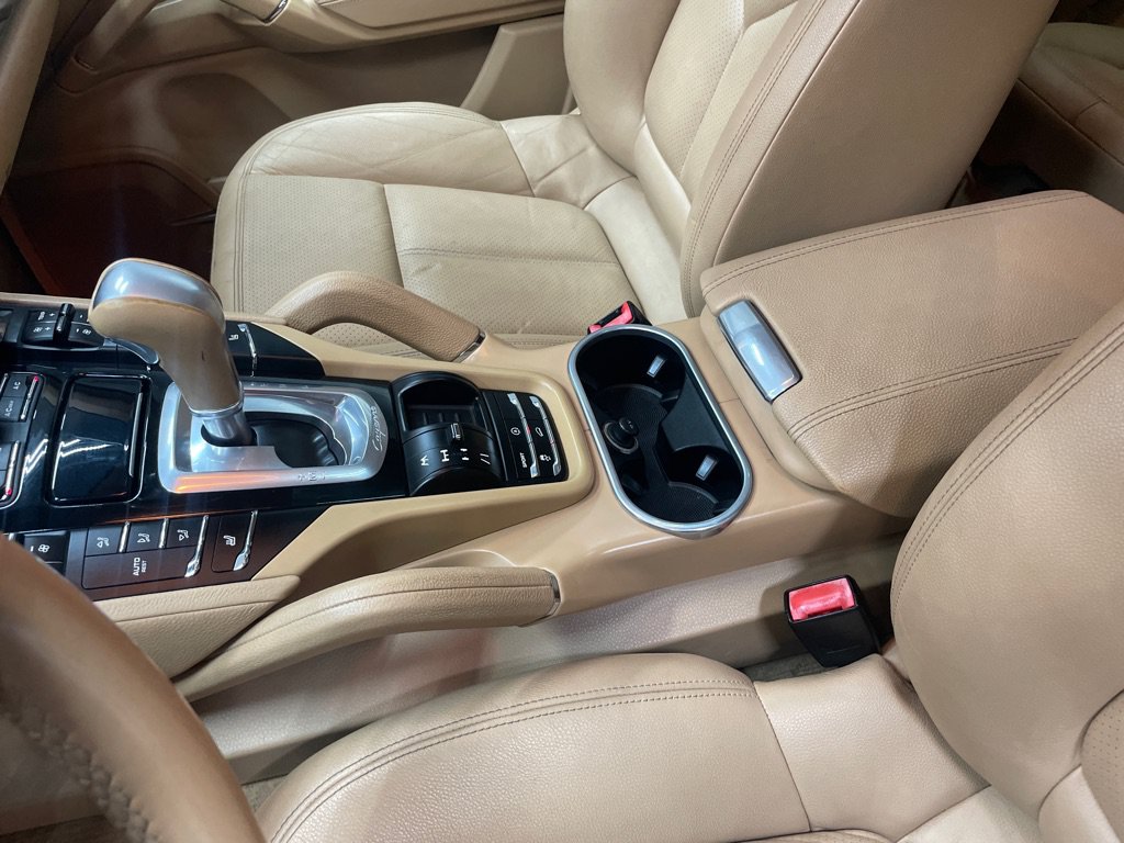 Used 2012 Porsche Cayenne AWD/4WD image 27