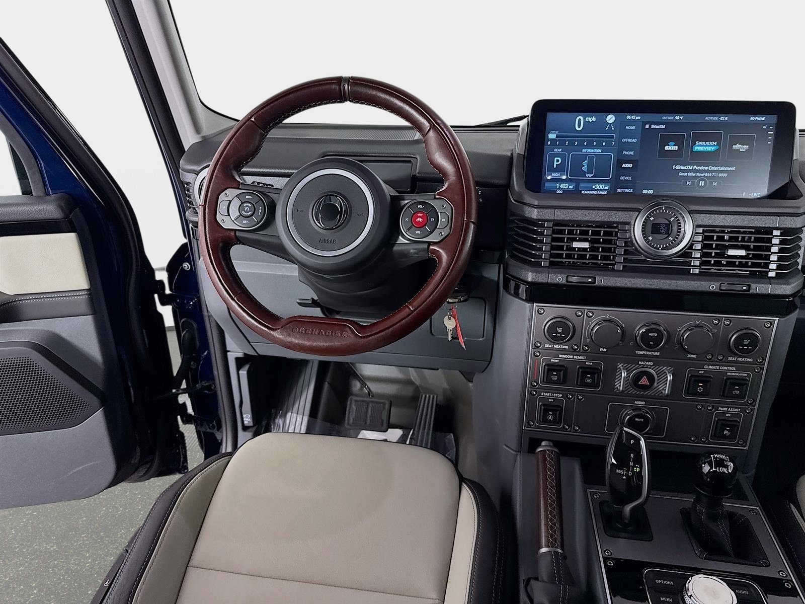 Used 2025 INEOS Grenadier Fieldmaster Edition image 23