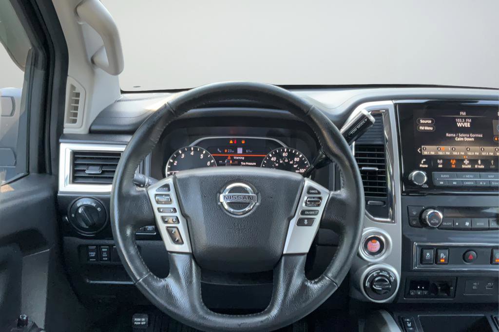 Used 2021 Nissan Titan SV w/ SV Convenience Package AWD/4WD image 15