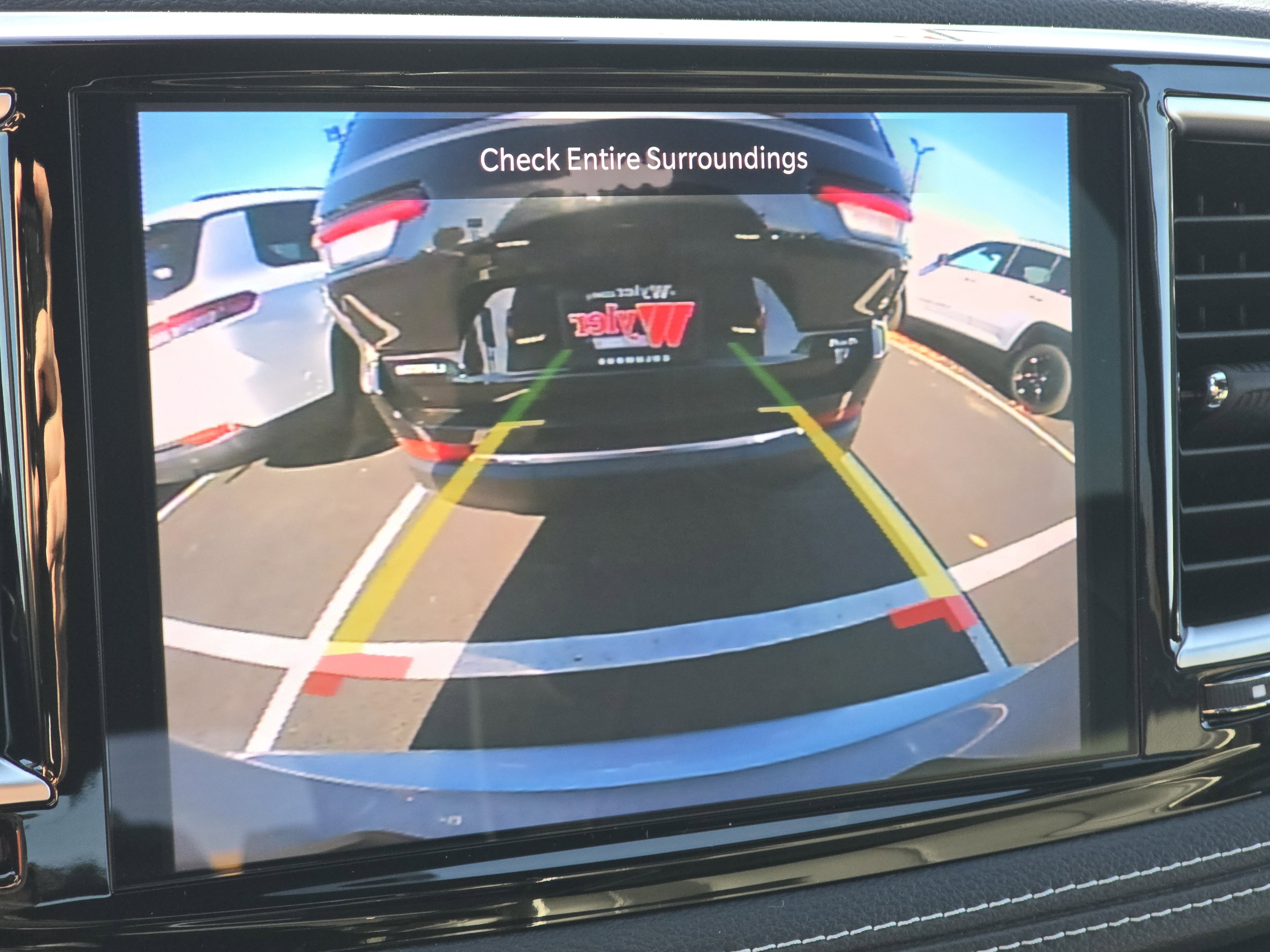 New 2026 Chrysler Pacifica Limited image 7