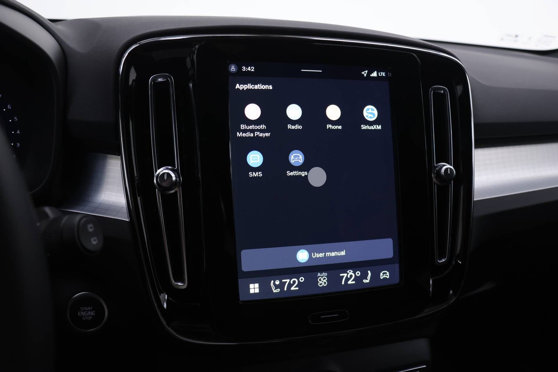 New 2026 Volvo XC40 B5 Ultra w/ Climate Package AWD/4WD image 10