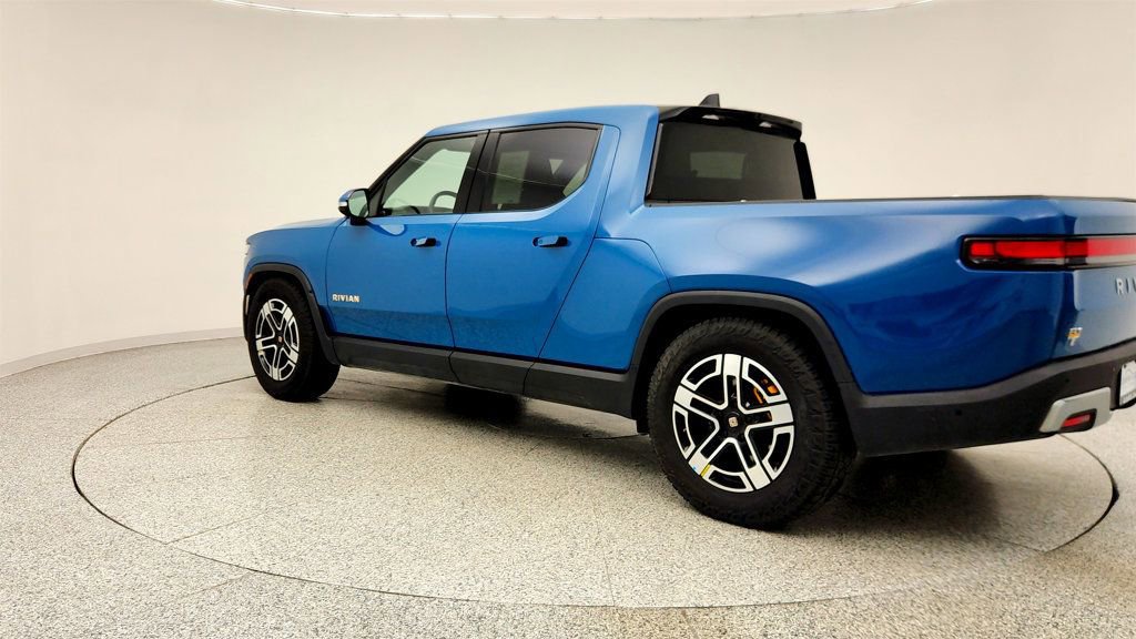 Used 2023 Rivian R1T Adventure image 7