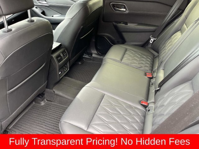 Used 2024 Nissan Rogue Platinum w/ Platinum Premium Package AWD/4WD image 17