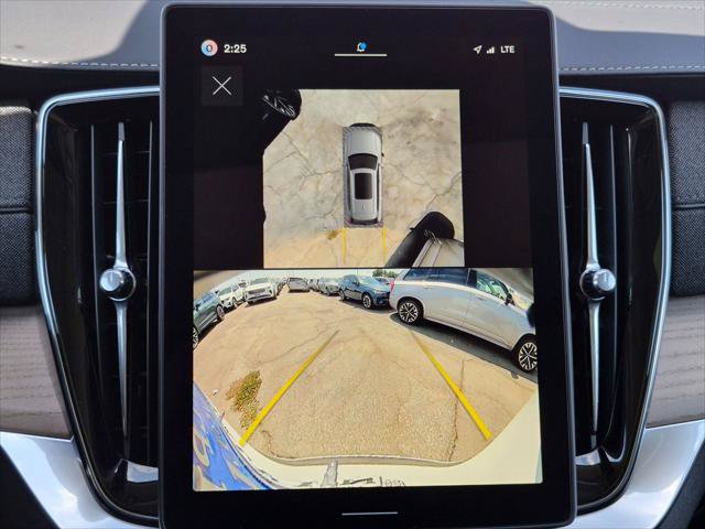 New 2026 Volvo XC90 T8 Plus w/ Protection Package AWD/4WD image 10