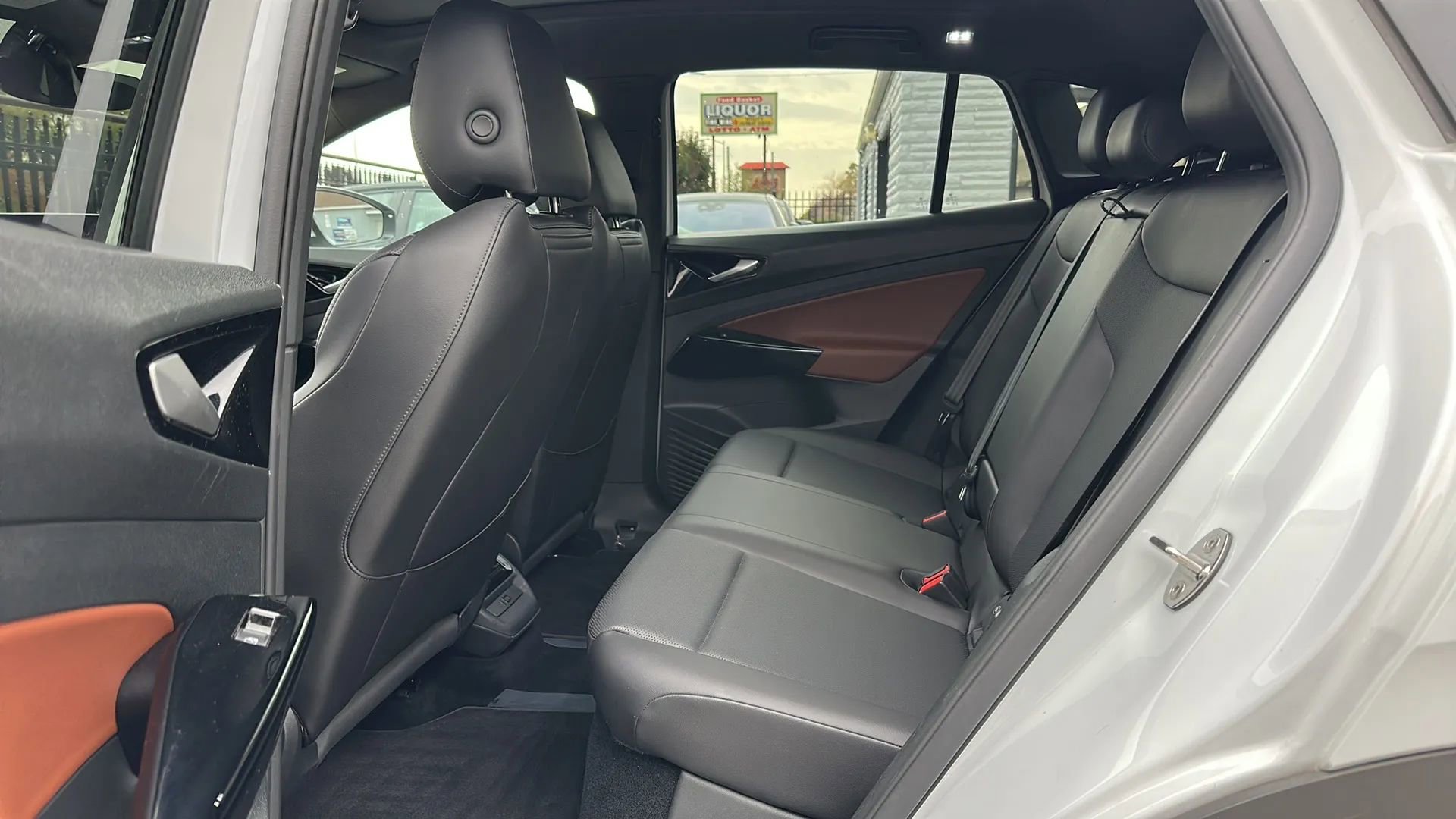 Used 2021 Volkswagen ID.4 Pro S image 15