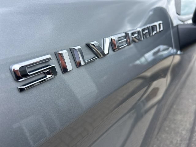 Used 2025 Chevrolet Silverado 1500 LT AWD/4WD image 7