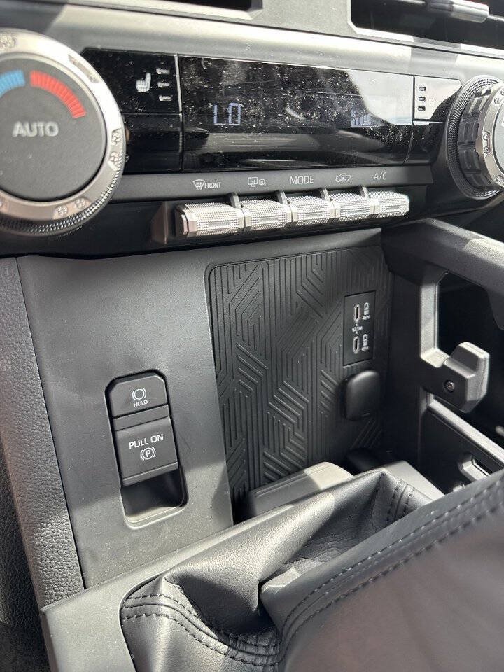 Used 2026 Toyota Tacoma TRD Sport AWD/4WD image 26