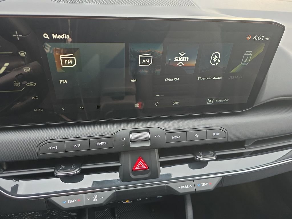 New 2025 Kia K4 EX image 7