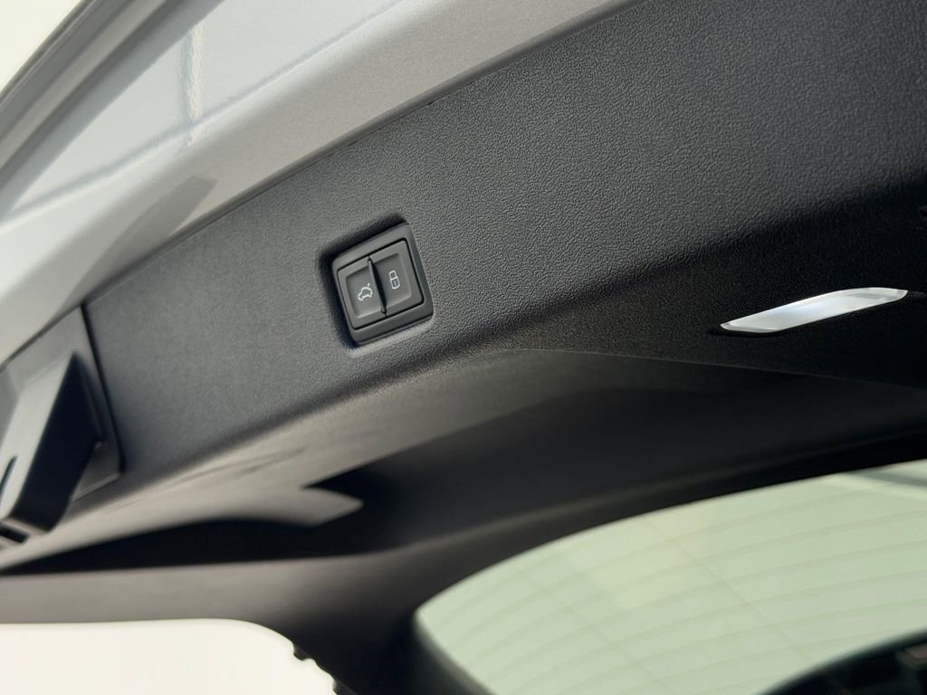 Used 2025 Audi Q5 Premium Plus image 28