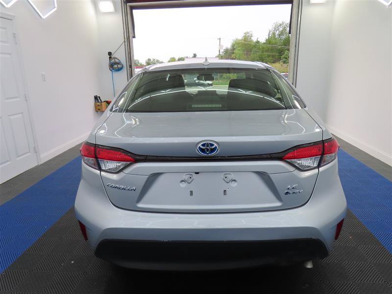 Used 2025 Toyota Corolla LE FWD image 12
