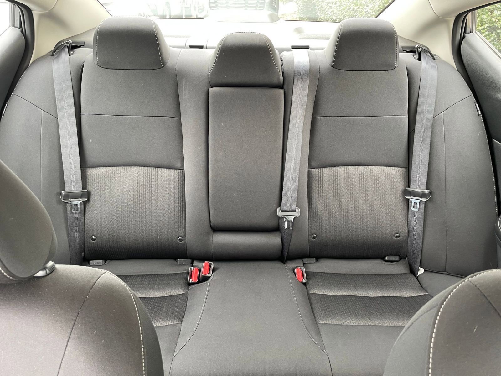 Used 2025 Nissan Altima 2.5 SV FWD image 38