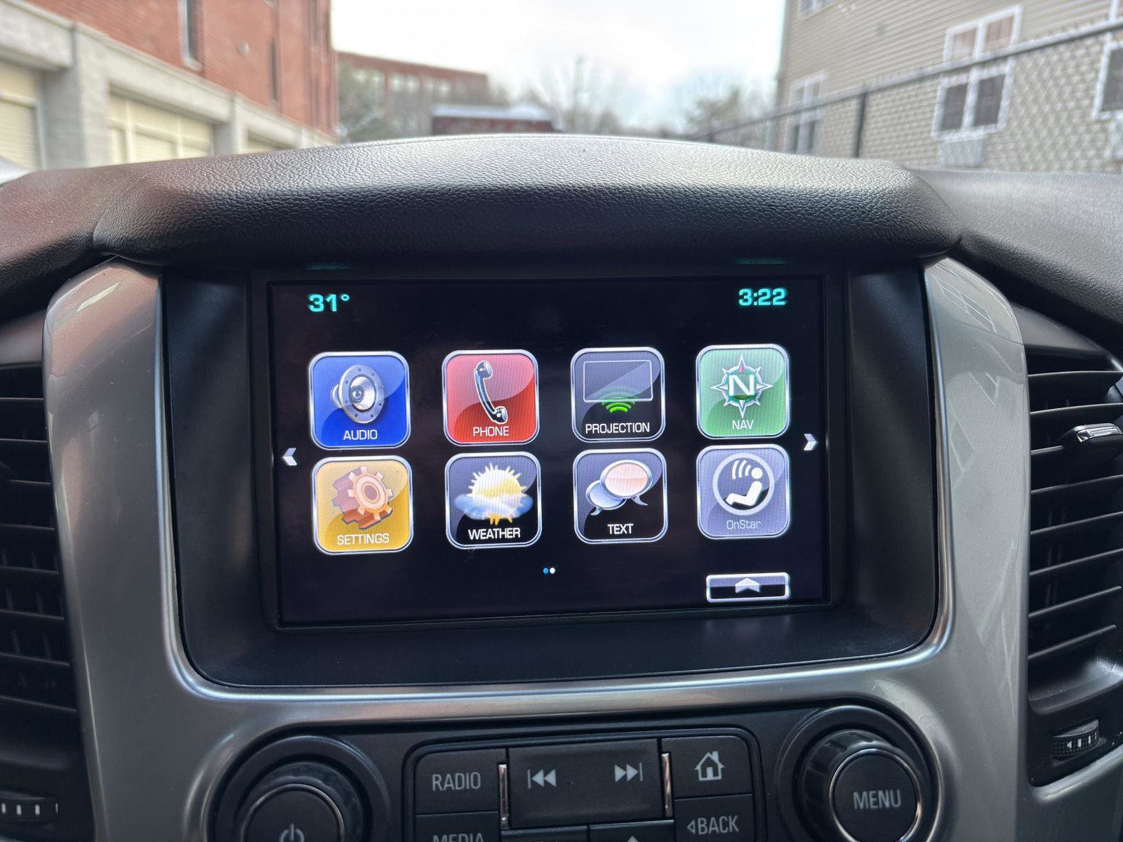 Used 2018 Chevrolet Tahoe LT w/ Luxury Package AWD/4WD image 15